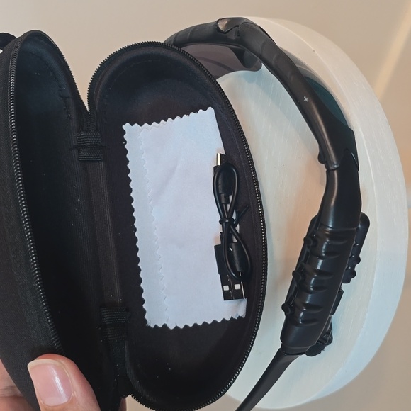 Smartwear Sunglasses - Picture 6 of 7